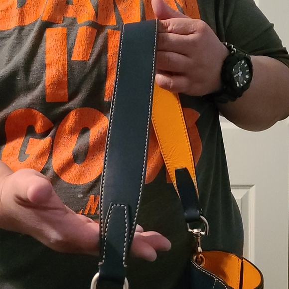 Dooney & Bourke purse - Picture 7 of 16